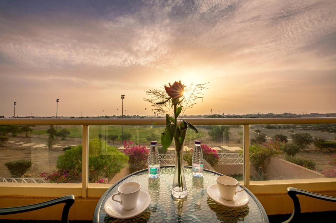 אבהא Airport Hotel And Resort מראה חיצוני תמונה